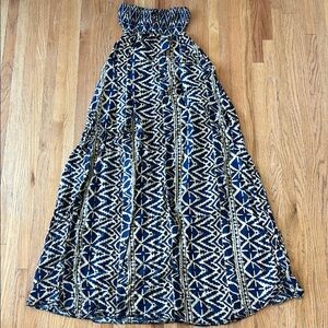 Blue and Cream Geometric Maxi Dress Size: Small